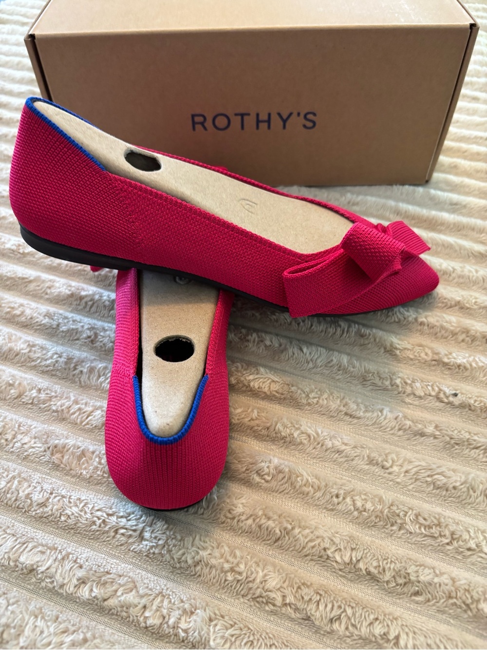 Rothy's Fuchsia Knit Pointed Bow Flats - Picture 4 of 6